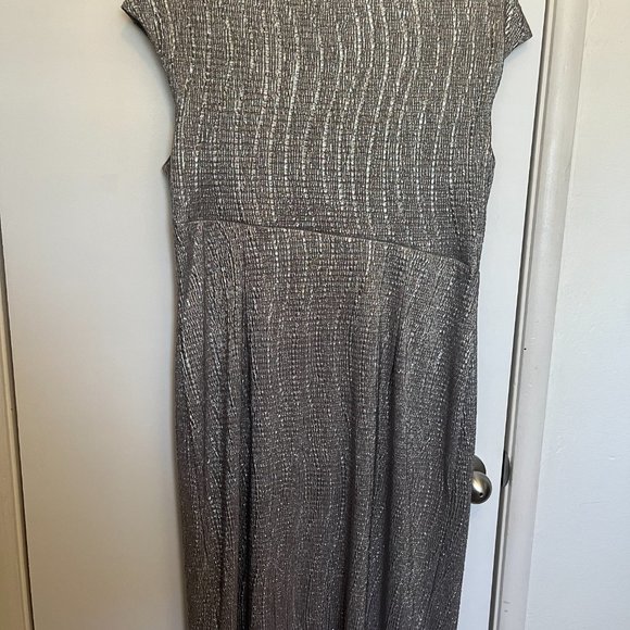 Dress Barn silver foil cocktail dress - Picture 2 of 3
